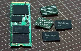 Цените на чиповете за флаш памет изглежда са достигнали дъното си - производителите на SSD залагат на обрат 